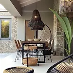 Tartaya Villa