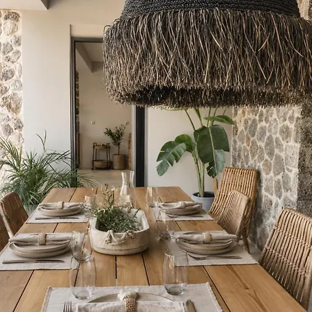 Tartaya Boutique With Private Pool In Corfu